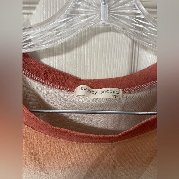 TWENTY SECOND Multi-Color Stripped Tank Top Size Large/XL - Picture 6 of 8